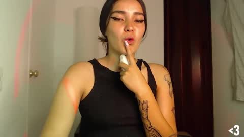 Darcy Reed3 online show from December 6, 11:47 pm