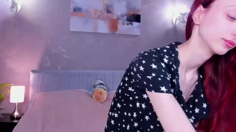 Snapshot of daria_j chatting on January 17, 4:17 am Daria J online show from January 17, 4:17 am