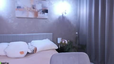 Snapshot of daria_j chatting on July 14, 4:06 am Daria J online show from July 14, 4:06 am