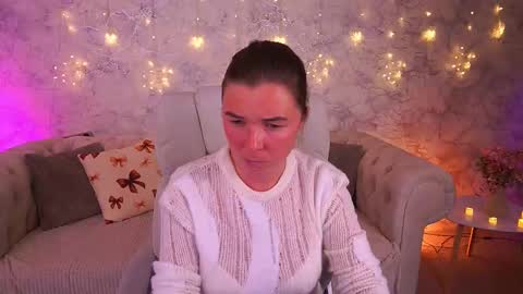 dariadelly online show from March 26, 8:09 am