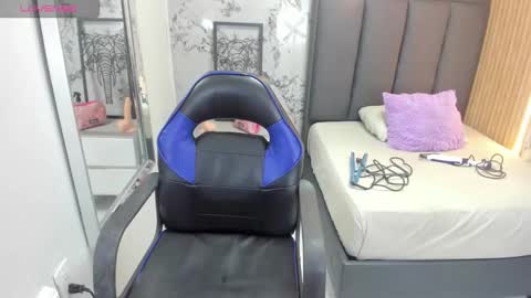 Snapshot of dariajackson chatting on November 27, 12:07 pm online show from November 27, 12:07 pm