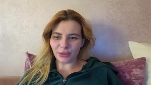 Snapshot of dariapon chatting on February 11, 11:54 am dariapon online show from February 11, 11:54 am