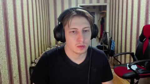 darienlarge online show from December 20, 5:14 am