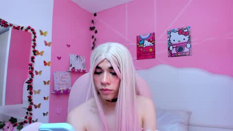 DaripQueen online show from March 11, 6:08 pm