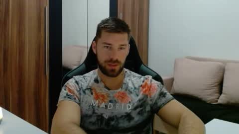 darius_94 online show from February 8, 6:06 am