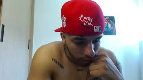 Darius Phoenix  online show from July 7, 3:27 pm