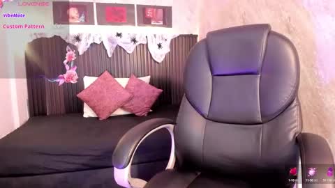 Dark online show from October 1, 12:22 pm