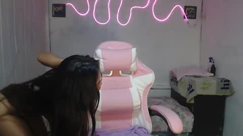 dark_angel143 online show from September 24, 7:55 am