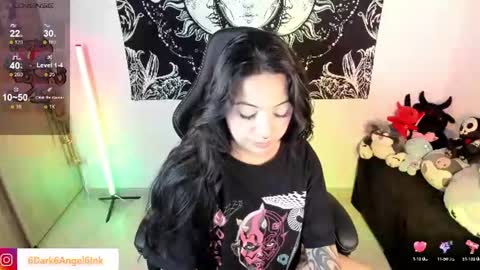 Snapshot of dark_angel_ink_ chatting on June 12, 11:03 pm LUISA online show from June 12, 11:03 pm