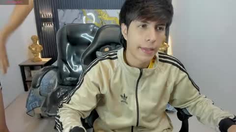 Snapshot of dark_desiree18 chatting on May 21, 3:02 am DARCK online show from May 21, 3:02 am