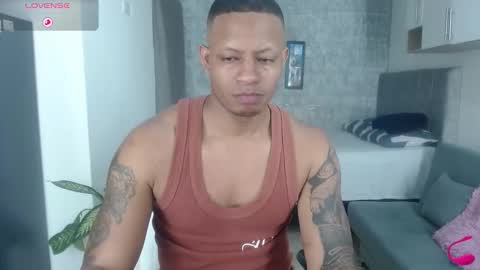 dark_dominion online show from November 5, 2:33 am