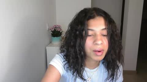 Sofia online show from December 13, 12:42 am