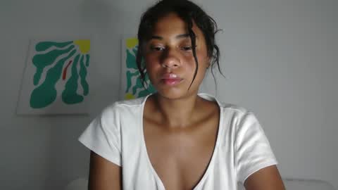 Snapshot of dark_enchantress_ chatting on March 22, 4:05 am Sofia online show from March 22, 4:05 am