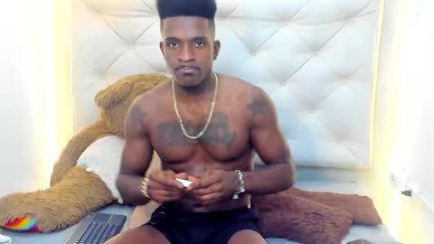 dark_king01 online show from February 4, 7:42 pm