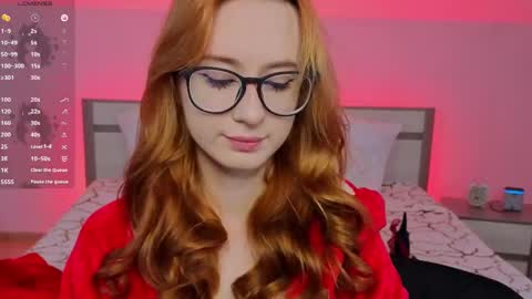 Snapshot of dark_lola_ chatting on June 6, 2:38 am Lola online show from June 6, 2:38 am