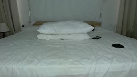 Snapshot of dark_qween chatting on December 15, 5:55 am dark_qween online show from December 15, 5:55 am