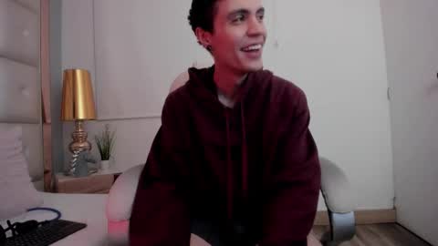 dark_sun333 online show from October 18, 3:09 am