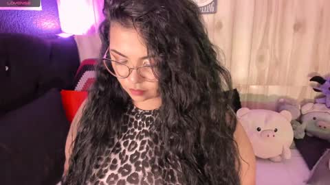 Snapshot of dark_yoishat69 chatting on December 5, 6:54 am Yoi online show from December 5, 6:54 am