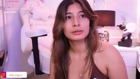 Snapshot of darkangelx_ chatting on July 8, 10:14 pm Angel Darcy online show from July 8, 10:14 pm