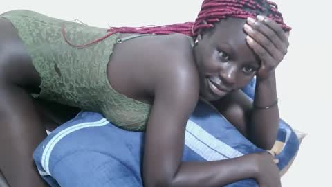 Snapshot of darkcrave57 chatting on March 5, 8:32 am Minas online show from March 5, 8:32 am