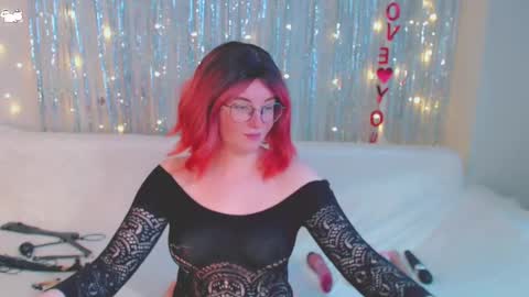 Kelly online show from January 9, 8:34 am