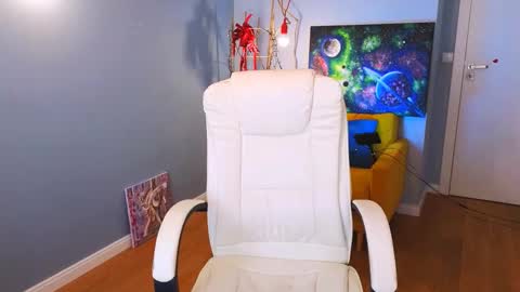 darkmoon____ online show from September 10, 1:44 pm