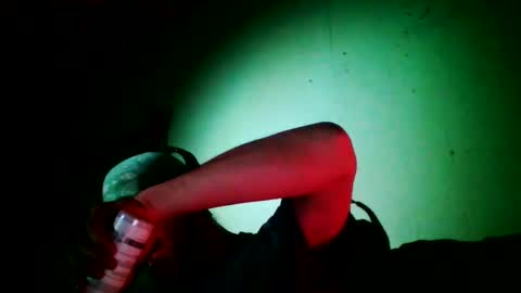 darknessdragon6 online show from February 24, 9:51 am