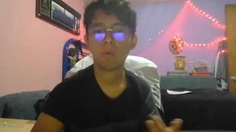 Jose Ian online show from May 8, 3:01 am
