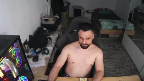 darkschneider_ online show from April 22, 10:44 pm