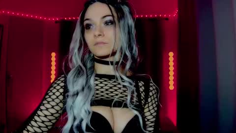 roseredgoddess online show from February 3, 4:21 am