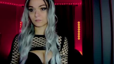 Snapshot of darkskullmistress chatting on April 15, 2:29 am roseredgoddess online show from April 15, 2:29 am