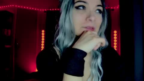 Snapshot of darkskullmistress chatting on April 24, 2:47 am roseredgoddess online show from April 24, 2:47 am
