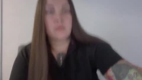 Snapshot of darkstardaisy chatting on May 29, 10:08 pm Daisy online show from May 29, 10:08 pm