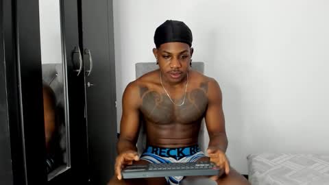 Darktemp  online show from February 6, 11:46 am