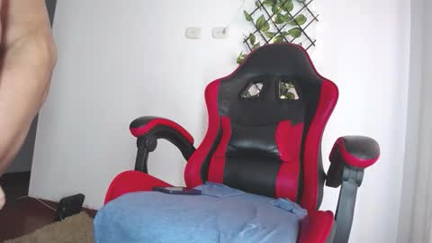 Snapshot of darkviper26 chatting on September 13, 12:27 pm darkviper26 online show from September 13, 12:27 pm