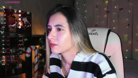 Belle online show from December 17, 3:56 am