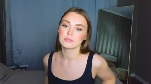 Darlina online show from December 4, 5:21 pm