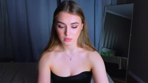 Snapshot of darlina_ryan chatting on January 16, 4:22 pm Darlina online show from January 16, 4:22 pm