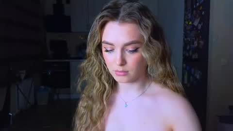 Snapshot of darlina_ryan chatting on March 2, 8:04 pm Darlina online show from March 2, 8:04 pm