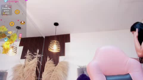 Snapshot of darling_spoiled chatting on May 23, 10:08 am darling online show from May 23, 10:08 am