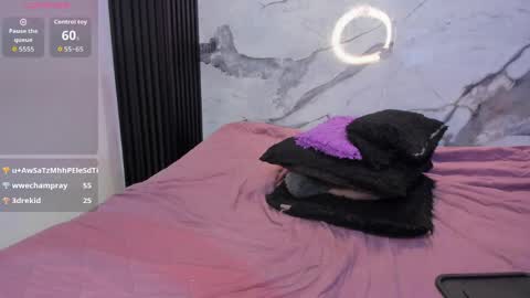  Darnell Queen online show from April 24, 12:18 pm