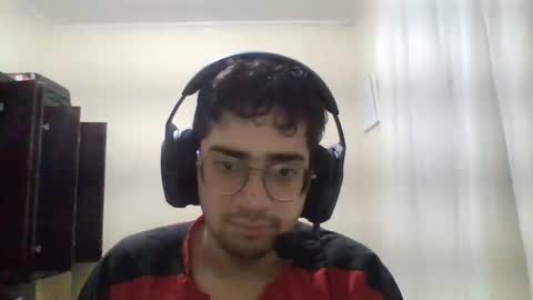 Snapshot of darque1234 chatting on September 17, 12:12 am darque online show from September 17, 12:12 am