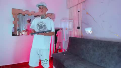 darwin_ggh online show from January 16, 7:45 am