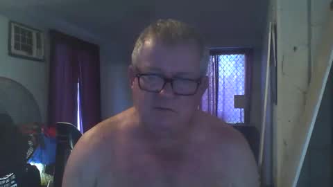 Snapshot of darwincock chatting on December 27, 9:32 pm darwincock online show from December 27, 9:32 pm