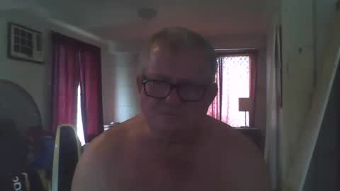 Snapshot of darwincock chatting on January 8, 5:48 am darwincock online show from January 8, 5:48 am