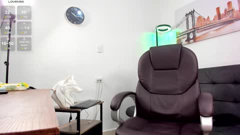 Dash online show from November 1, 1:35 pm