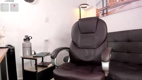 Dash online show from November 15, 12:02 pm