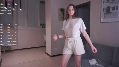 Dasha online show from April 18, 7:07 pm