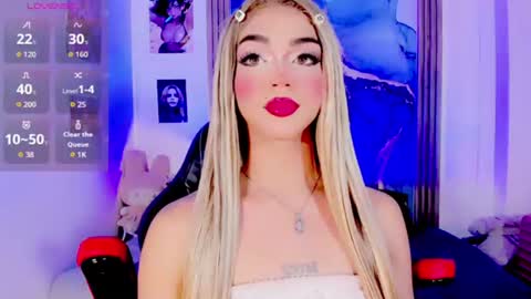 Snapshot of dasha_natalia chatting on July 7, 7:23 am Natalia online show from July 7, 7:23 am