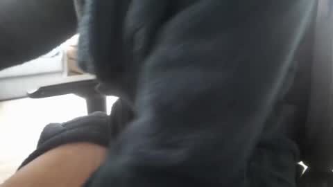 Snapshot of davdao3 chatting on February 8, 9:13 am davdao3 online show from February 8, 9:13 am